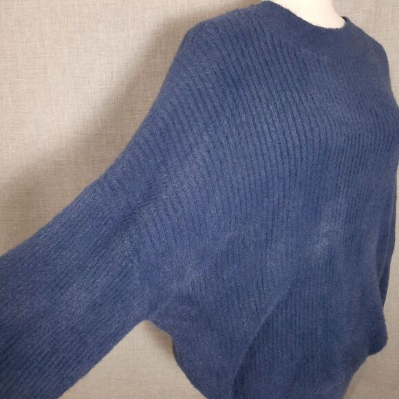 Love Tree Eyelash Fuzzy Ribbed Knit Sweater SZ Large Soft Stretch Cozy Slouchy - Picture 4 of 16